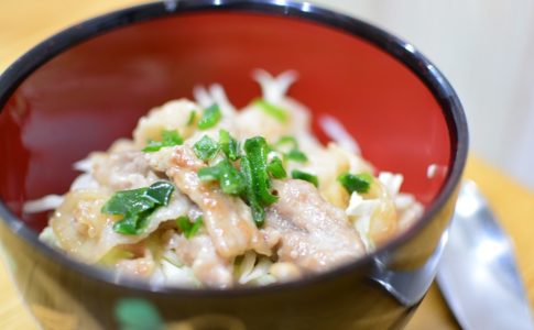 てりマヨ豚丼の作り方♬マヨたれがやみつきになる丼ぶりレシピ